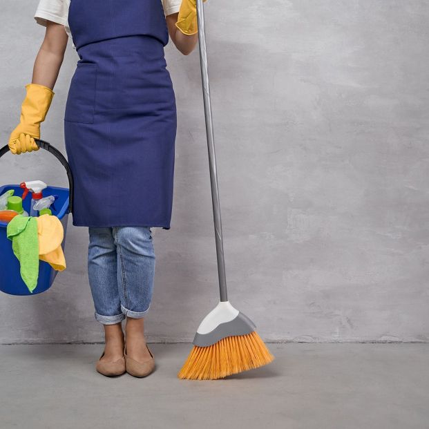 Cómo limpiar las paredes sucias sin pintar paso a paso Foto: bigstock