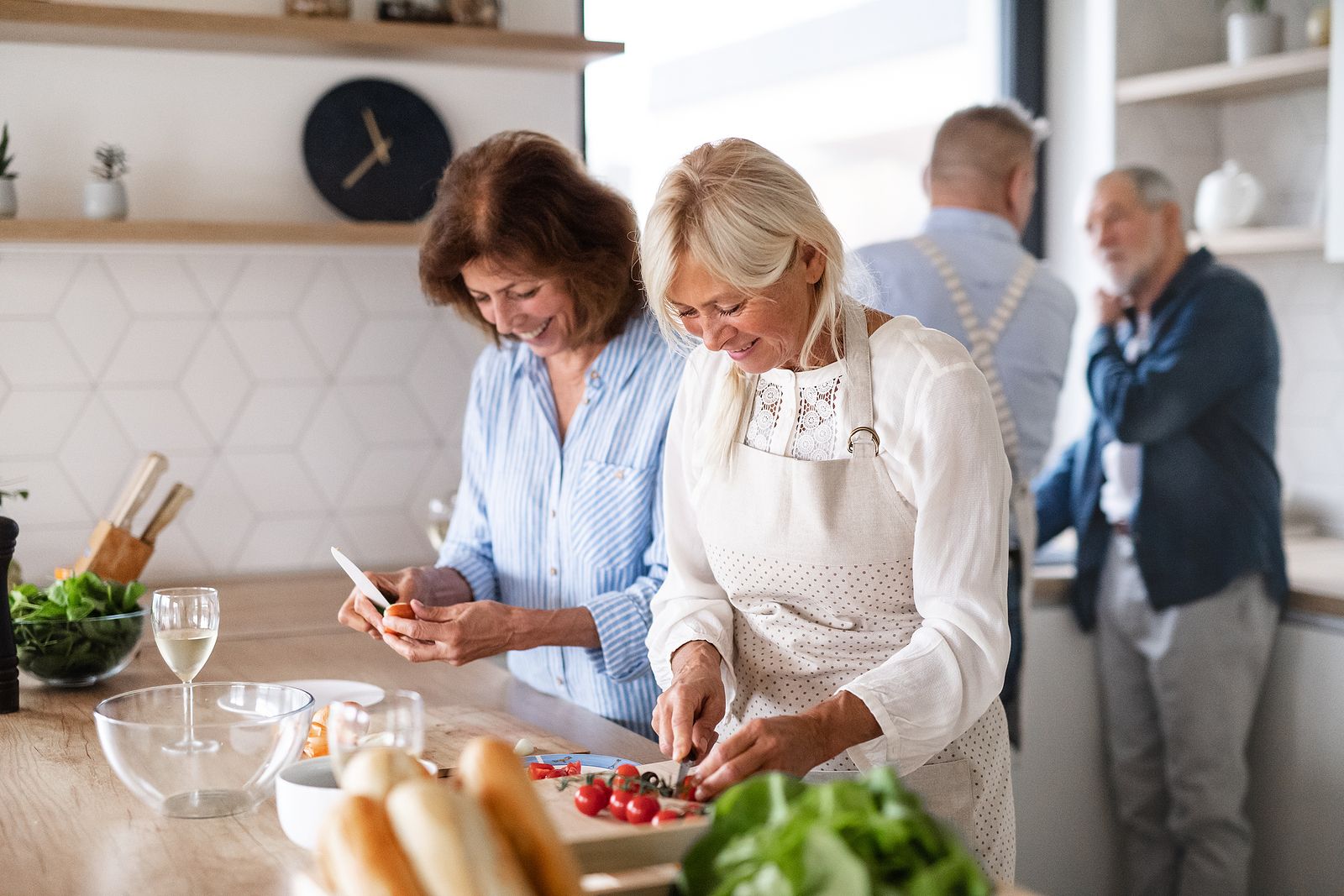 Alimentos que ayudan a prevenir la osteoporosis (Bigstok)