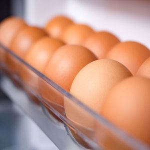 Los huevos, ¿mejor dentro o fuera de la nevera? foto: bigstock