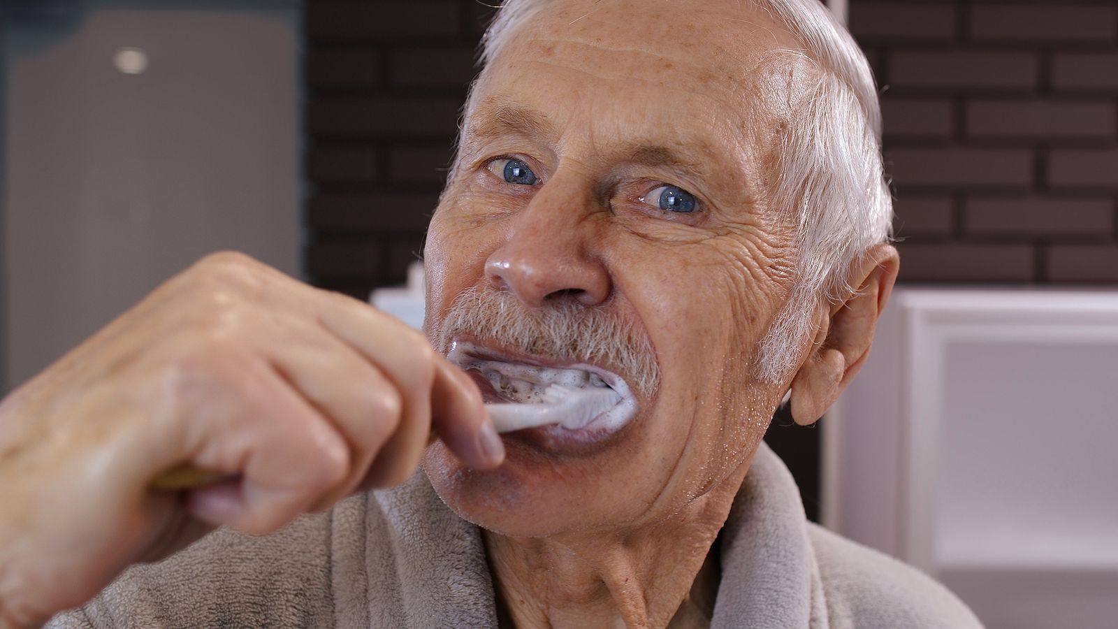 Fluorosis dental, los peligros de abusar del flúor (Foto Bigstock) 3