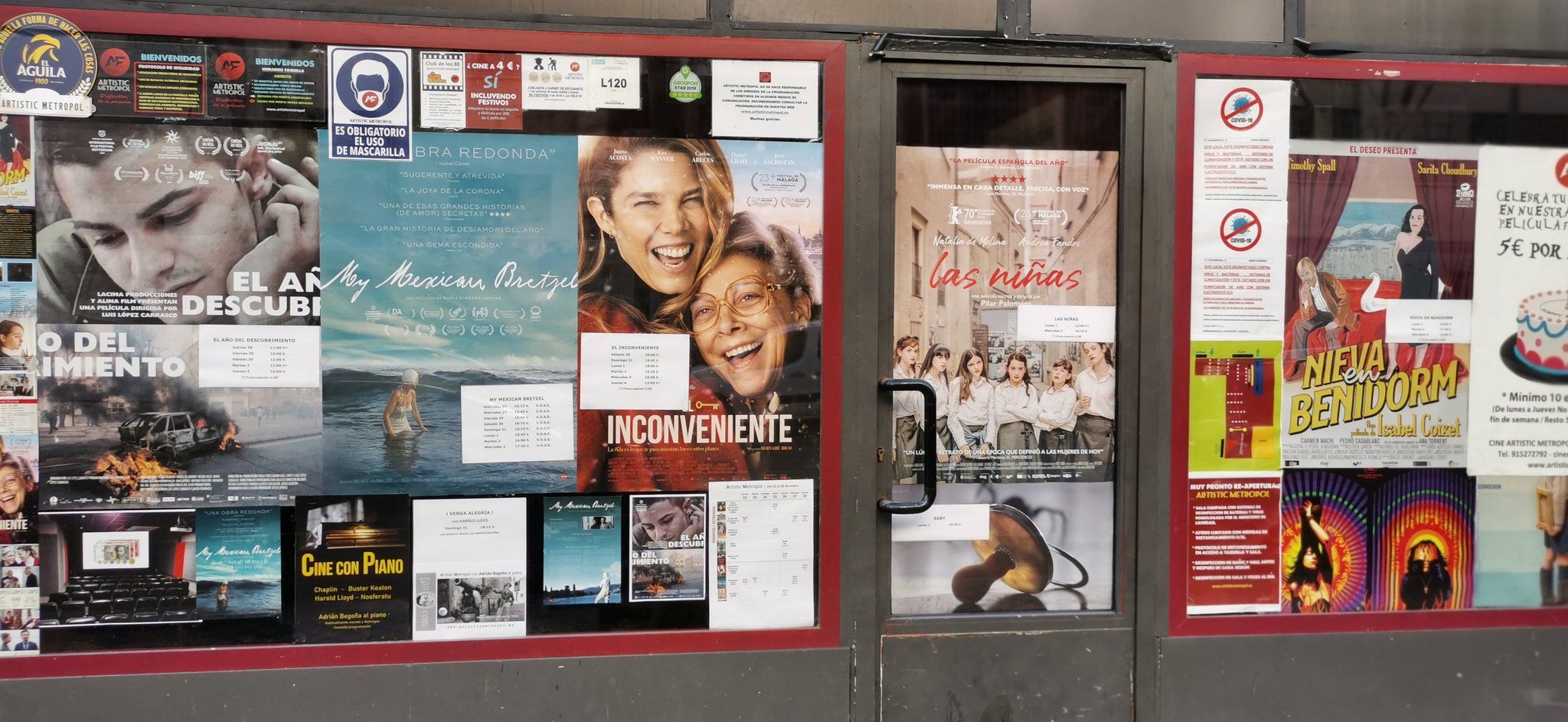 El cine Artistic Metropol de Madrid retrocede en el tiempo y vende sus entradas a mil pesetas