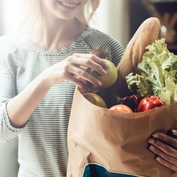 Fecha de caducidad y consumo preferentes. ¿Conoces las diferencias? (big stock)