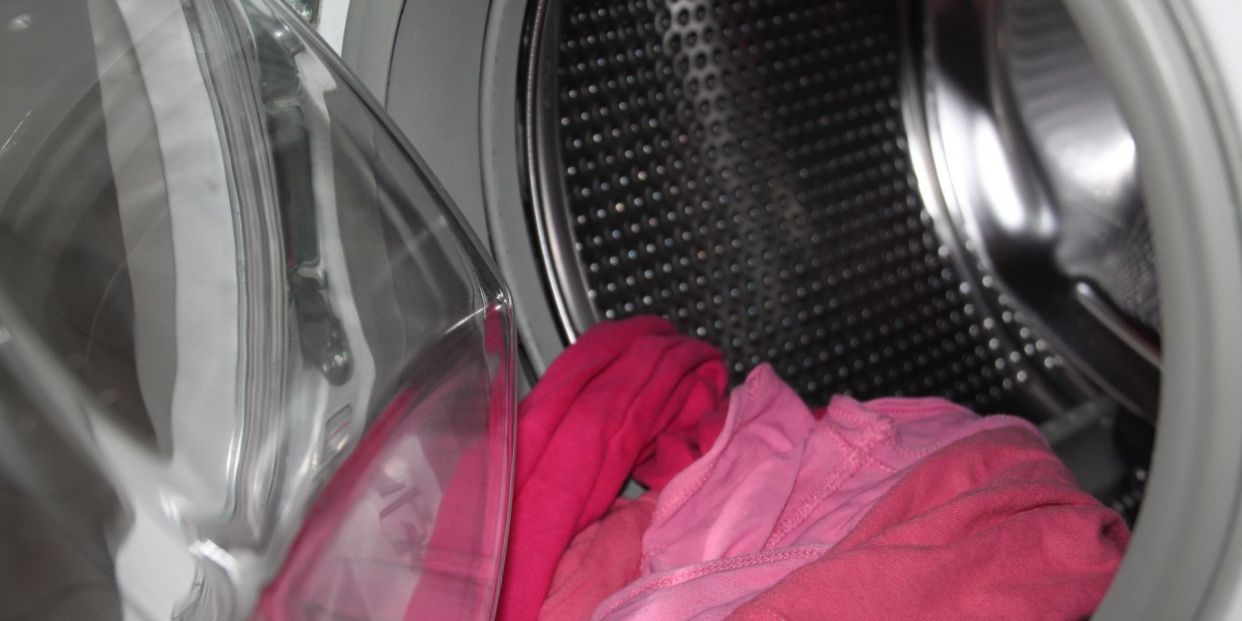exégesis Sui Disfraz Por qué puede encoger la ropa cuando la lavas o la secas?