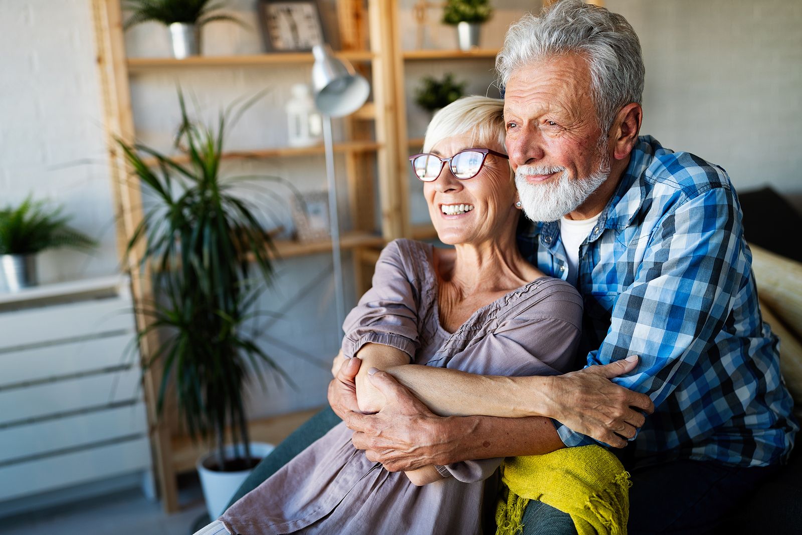 Ventajas fiscales exclusivas para mayores de 65 años (Foto Bigstock)