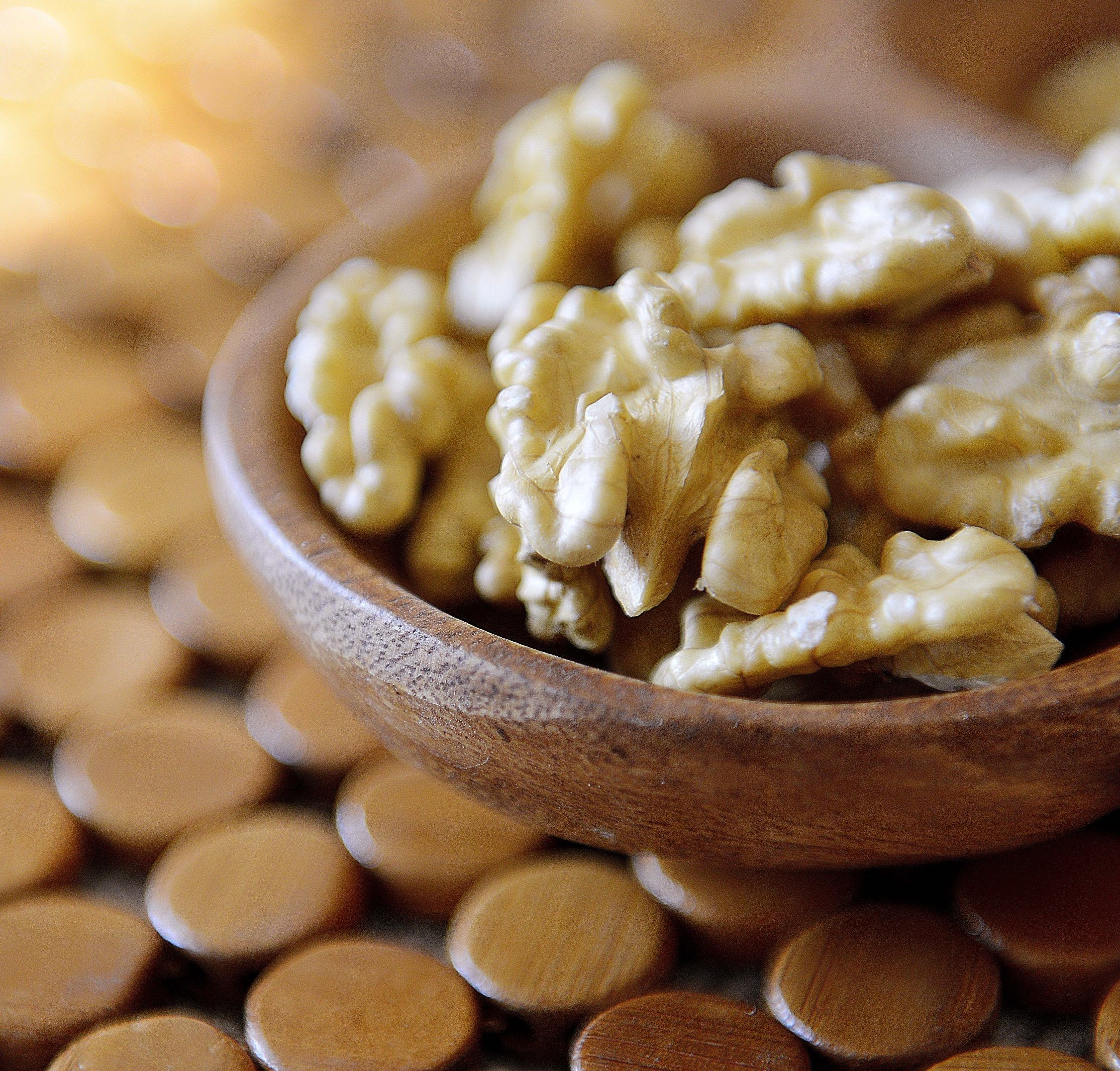Comer nueces aumenta la esperanza de vida de mayores de 60 años, según un estudio