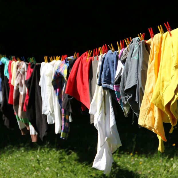 La ropa puede encoger si la lavas con agua muy caliente (Creative commons)