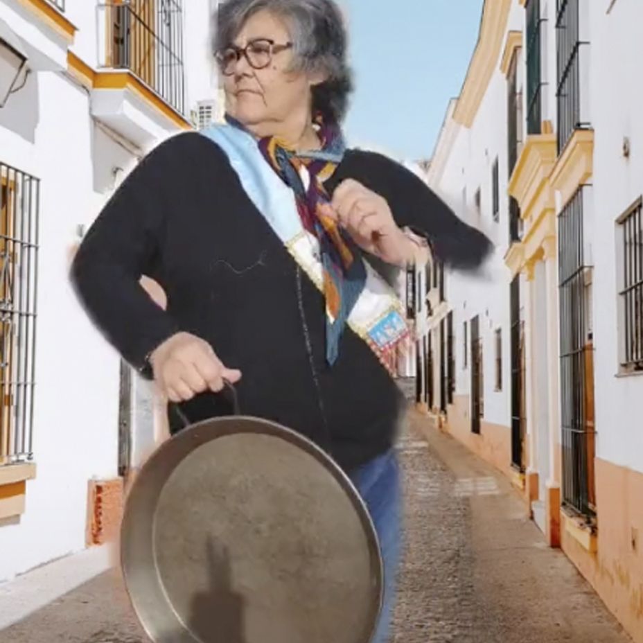 'Madre indignada', la valenciana que arrasa en TikTok criticando las paellas de otros usuarios
