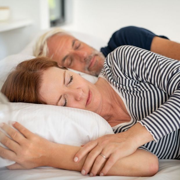¿Es mejor dormir solo o acompañado? Foto: bigstock