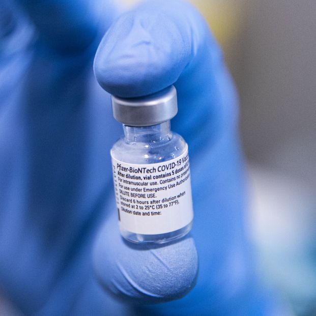 El Gobierno, obligado a cambiar los grupos prioritarios de la vacuna de AstraZeneca