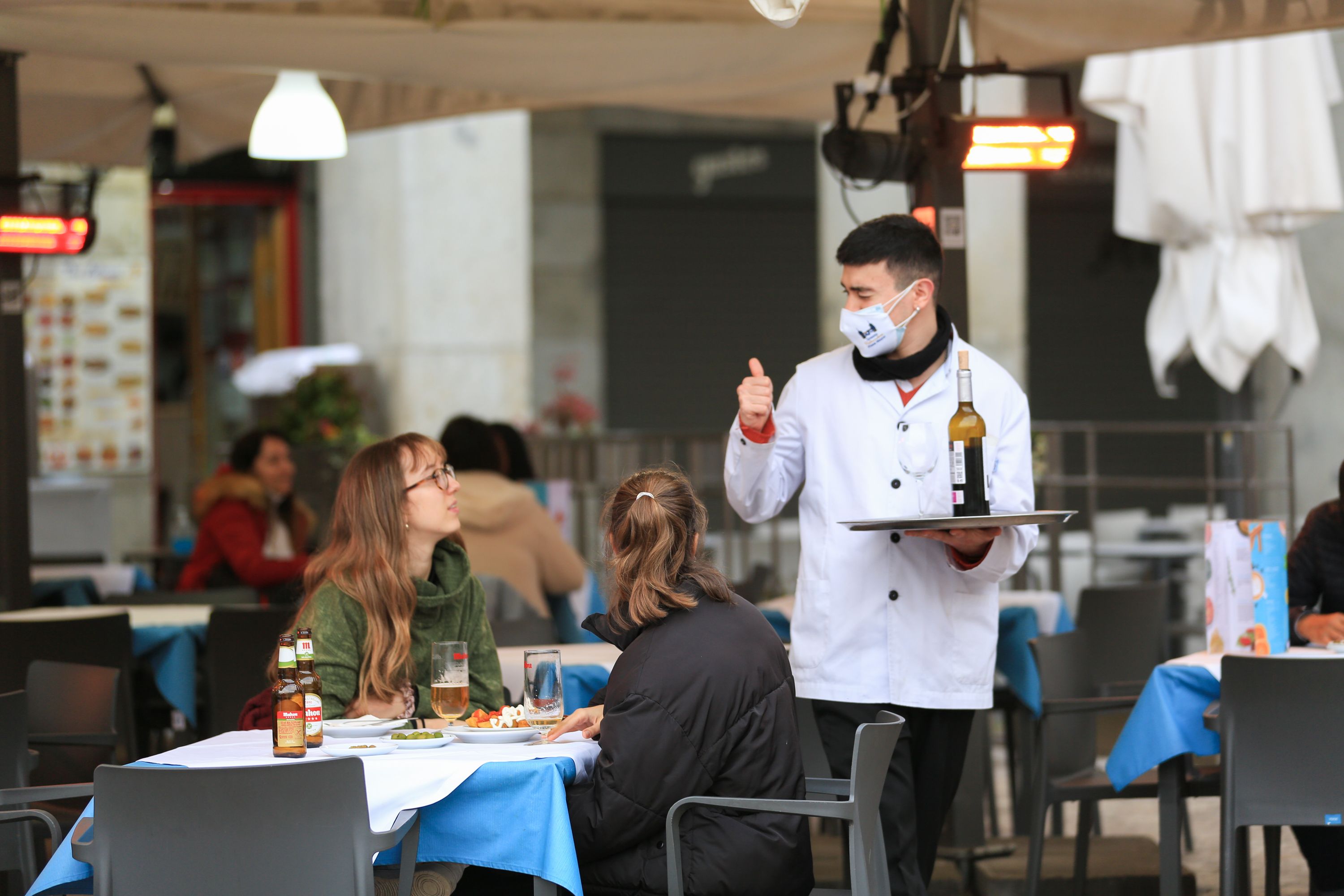 Madrid estudia retrasar el toque de queda a las 23:00 horas esta misma semana