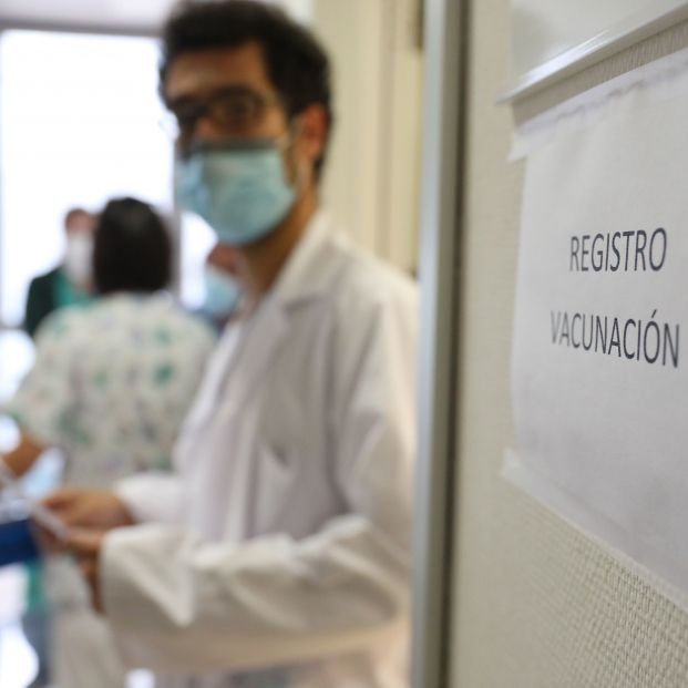 Cuatro sociedades científicas piden retrasar la vacunación a personas que ya han pasado el Covid. Foto:Europa Press