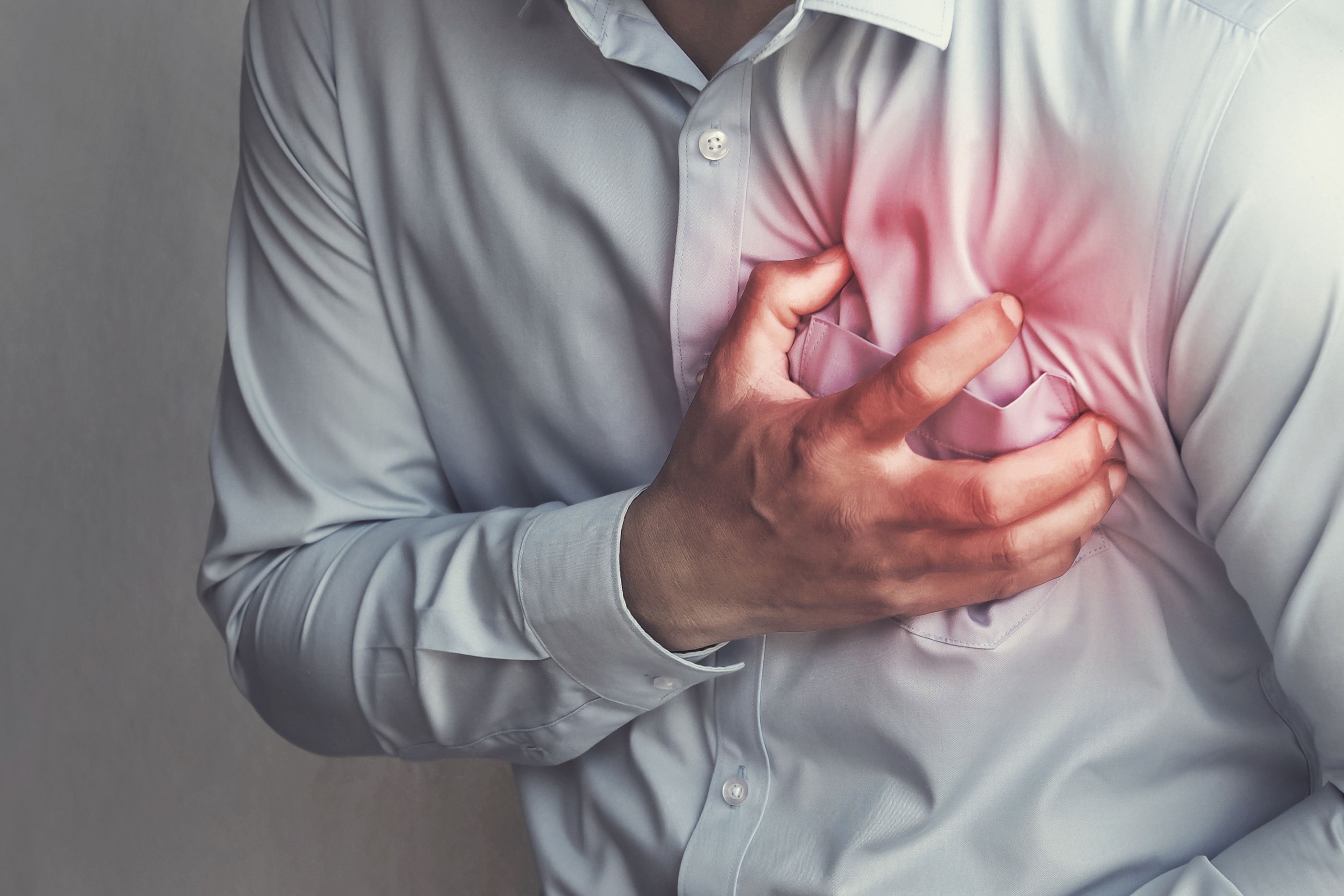 Pericarditis: causas y síntomas de esta enfermedad que afecta a la membrana que protege el corazón