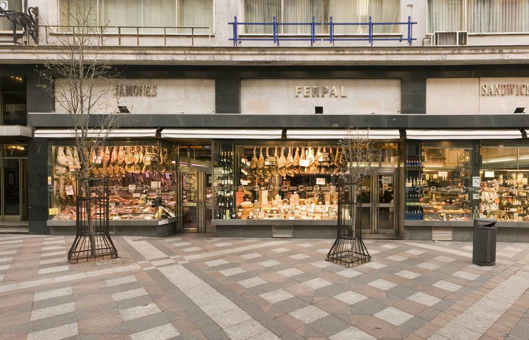 El Covid acaba con el sándwich de Ferpal: la histórica cafetería madrileña echa el cierre