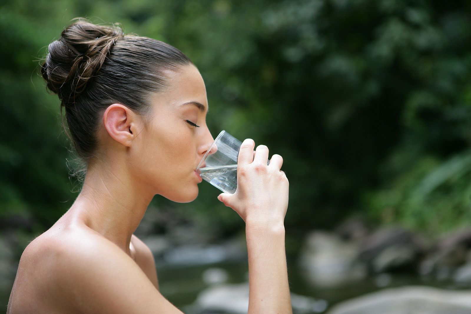 Hidratarnos no es solo beber agua: controla estos 5 errores Foto: bigstock