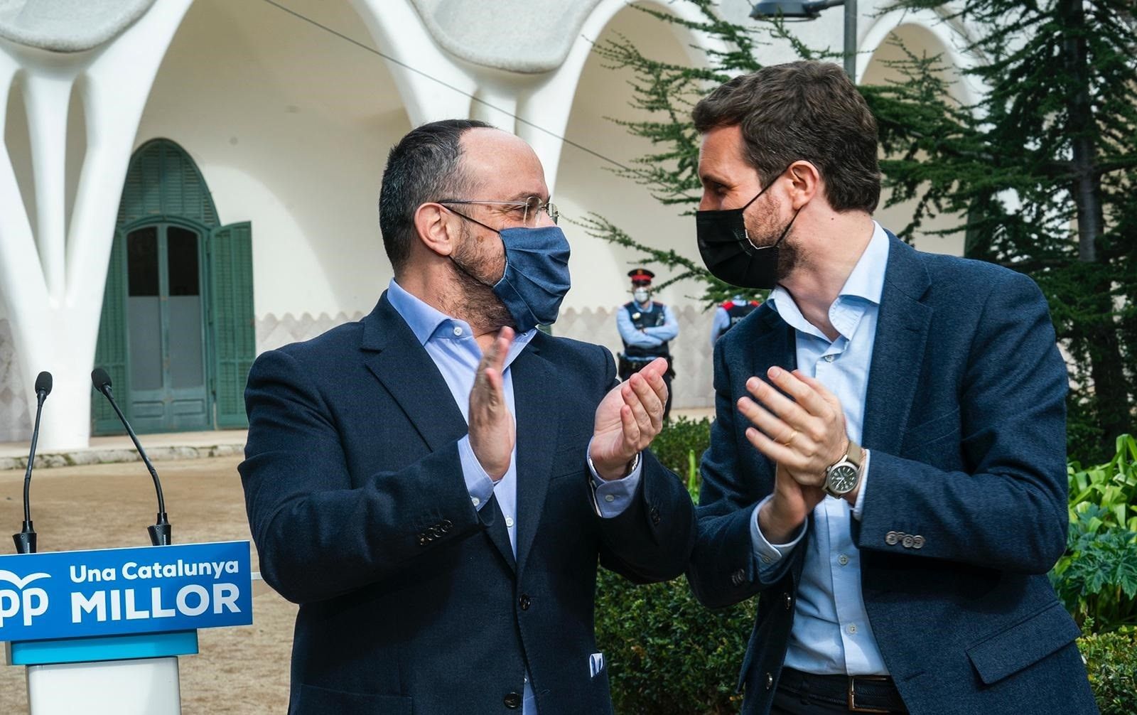 Cargos del PP exigen a Pablo Casado que la debacle en Cataluña "tenga consecuencias"