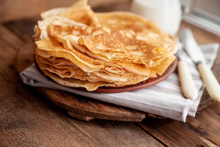 bigstock A Stack Of Thin Pancakes On A  358152860