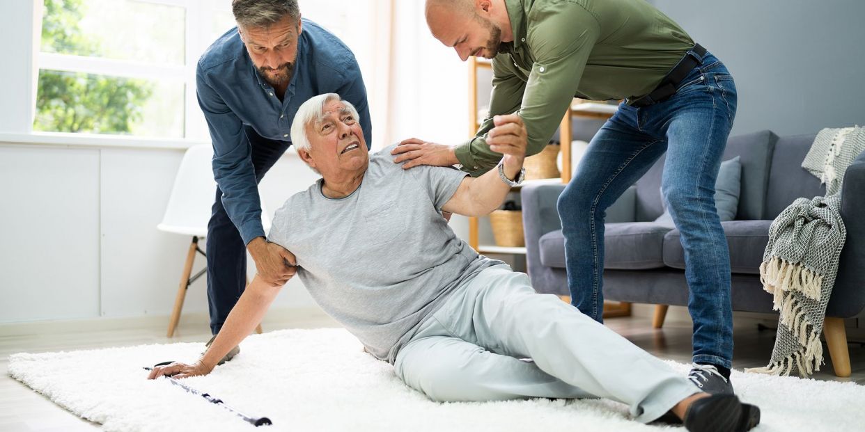 Seguridad en casa para los mayores (Foto Bigstock)