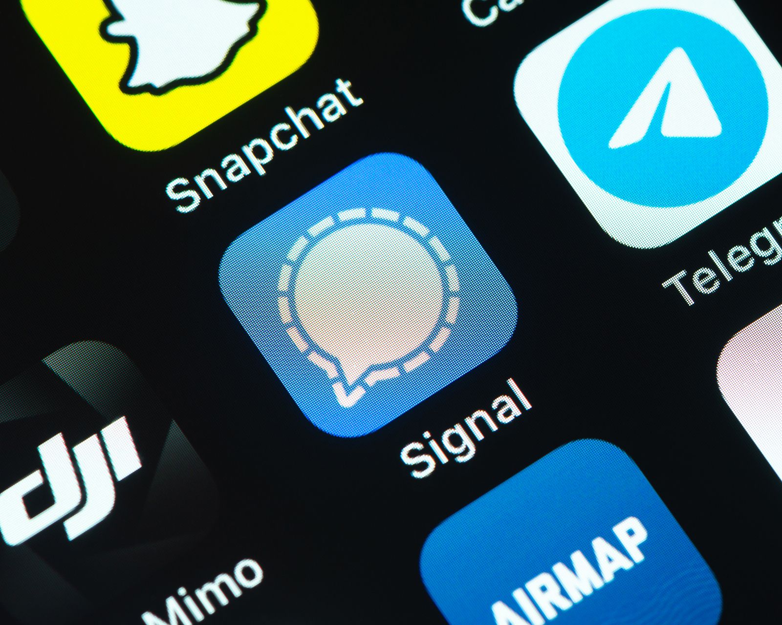 Signal, la app que compite con WhatsApp, estrena novedades