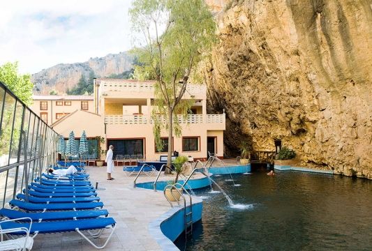 Un repaso por los mejores balnearios de España Foto: Web Balneario La Virgen