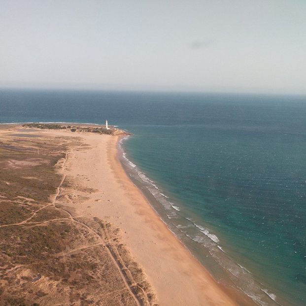 Faro de Trafalgar en la playa de los Caños de Meca (Creative commons)