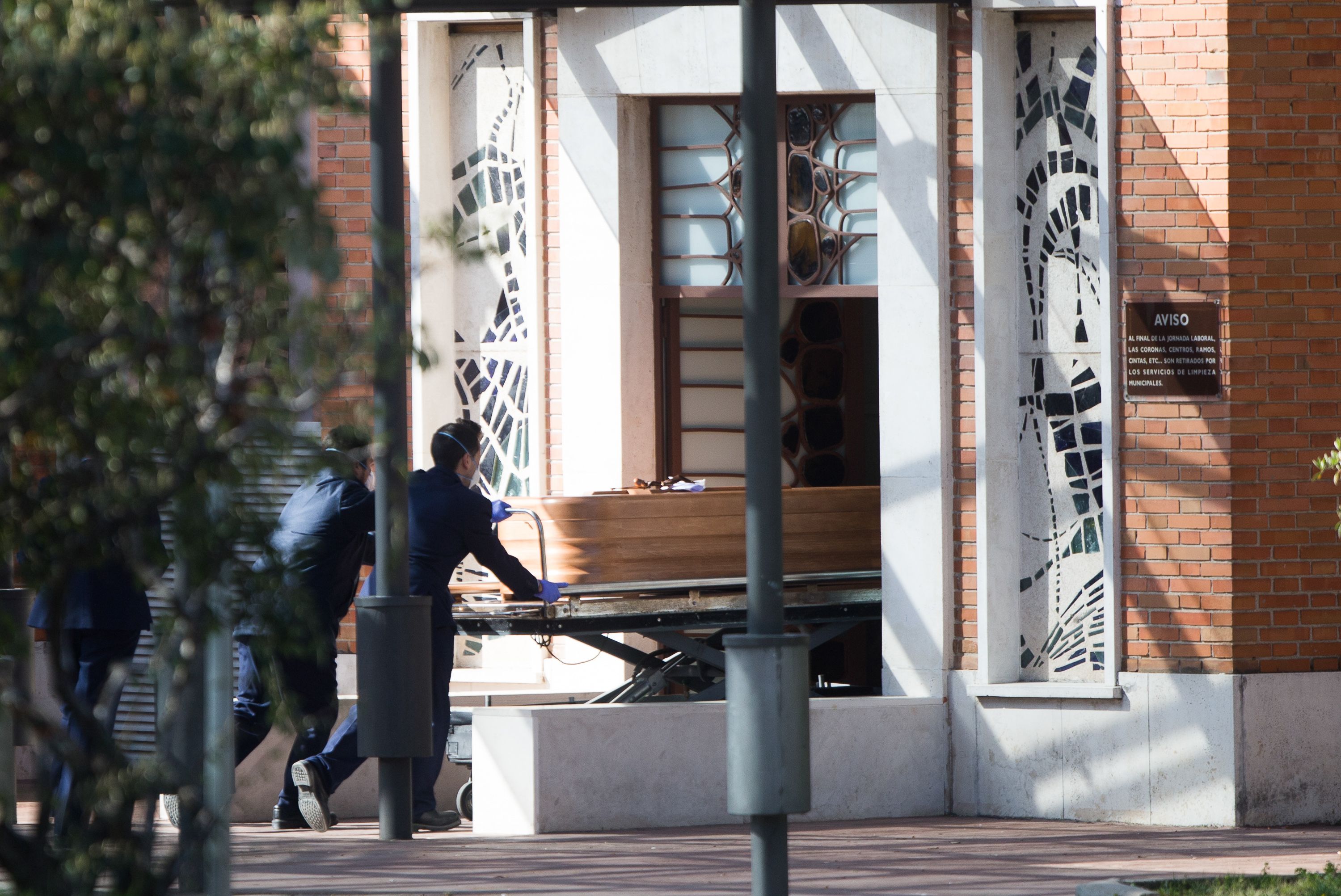 Los geriatras, sobre las cifras oficiales de muertos en residencias por Covid: "Son más"