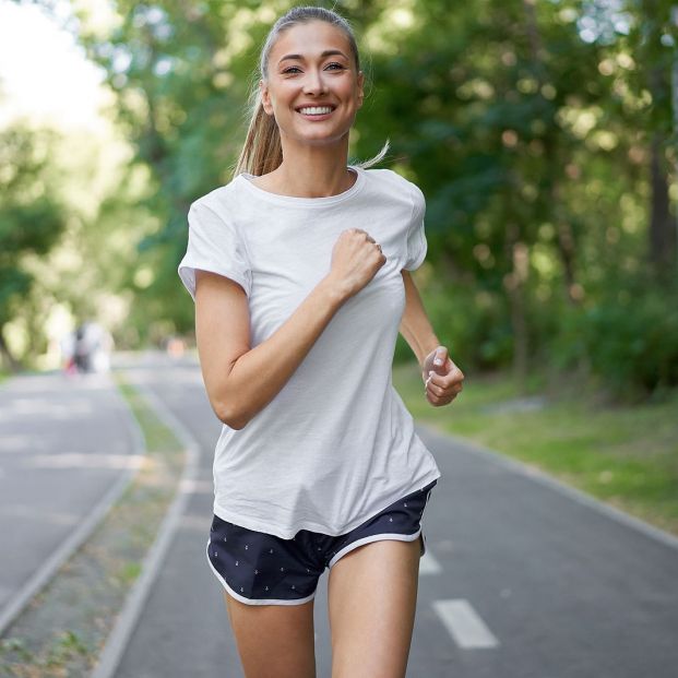 ¿Dolor al correr o más tendinitis de lo normal? Puedes tener los isquiotibiales cortos Foto: bigstock