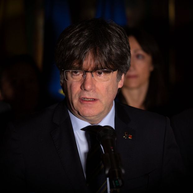  El Parlamento Europeo retira la inmunidad a Puigdemont