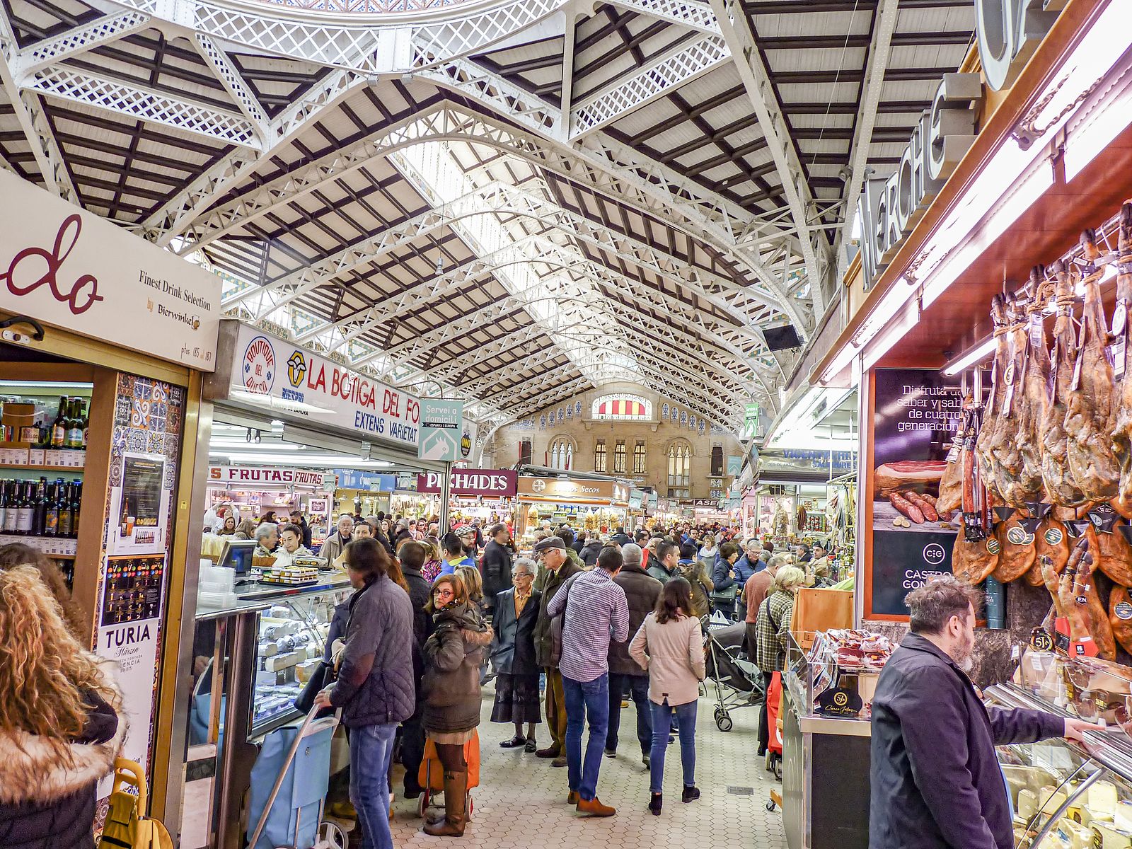 Los 5 mercados más bonitos de España  Foto: bigstock