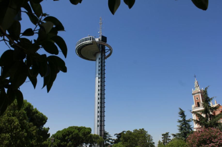 Faro de Moncloa