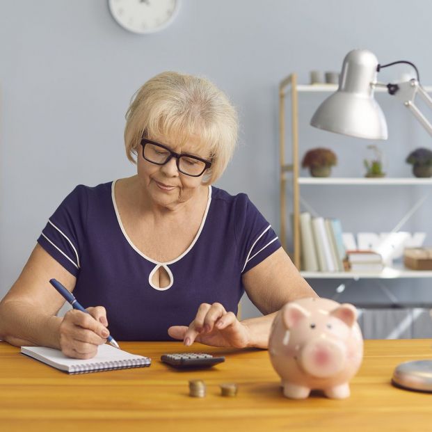 Mi cónyuge está en el paro ¿puedo rescatar mi plan de pensiones? (Foto Bigstock) 2