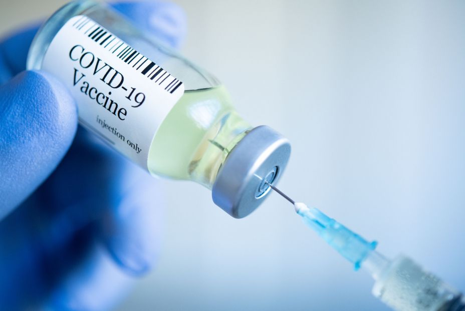 Reacciones adversas de las vacunas contra la Covid: Hay novedades en la de Pfizer. Foto: Bigstock