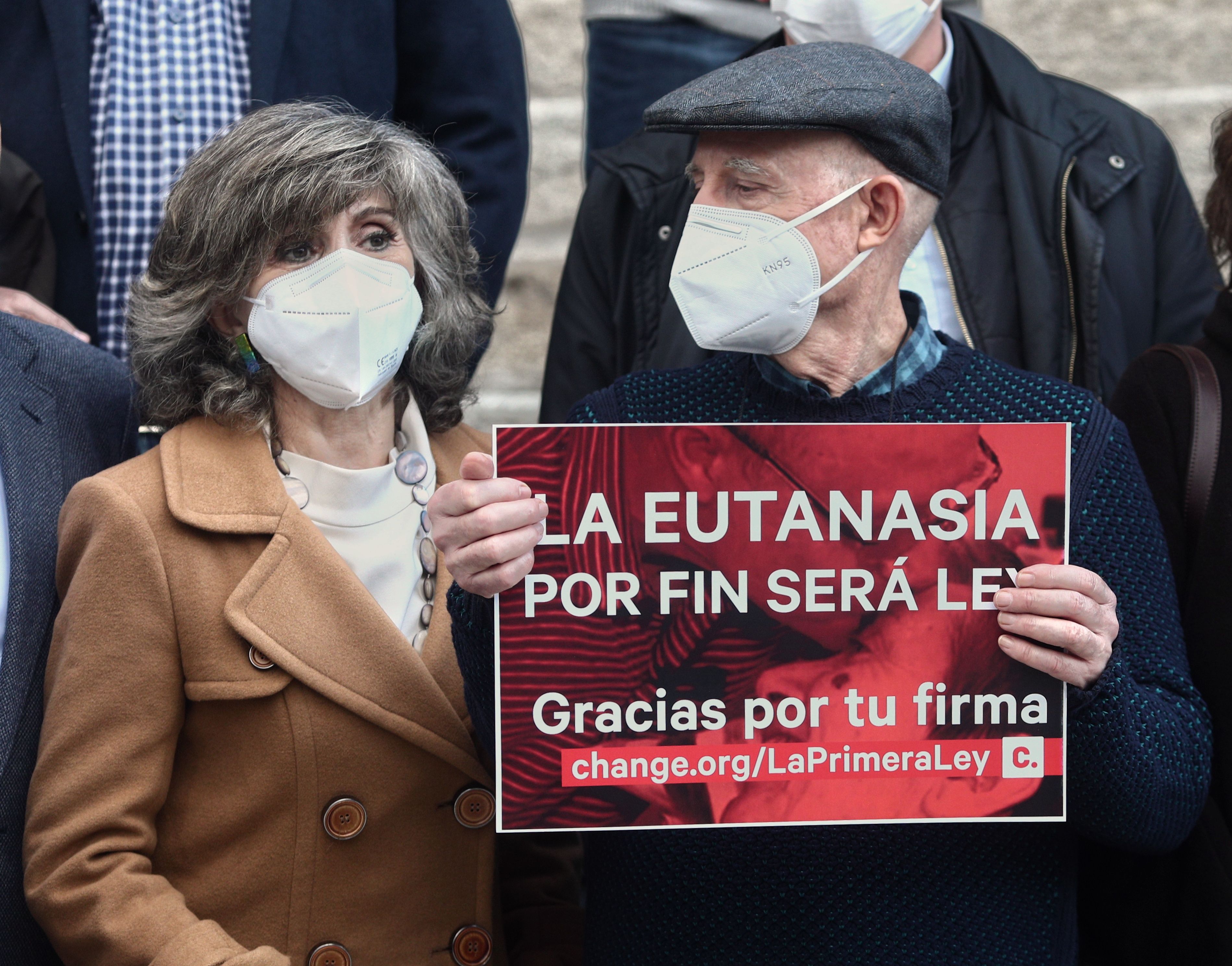 La ley de la eutanasia pasa el filtro del Senado con los votos en cotra de PP y Vox