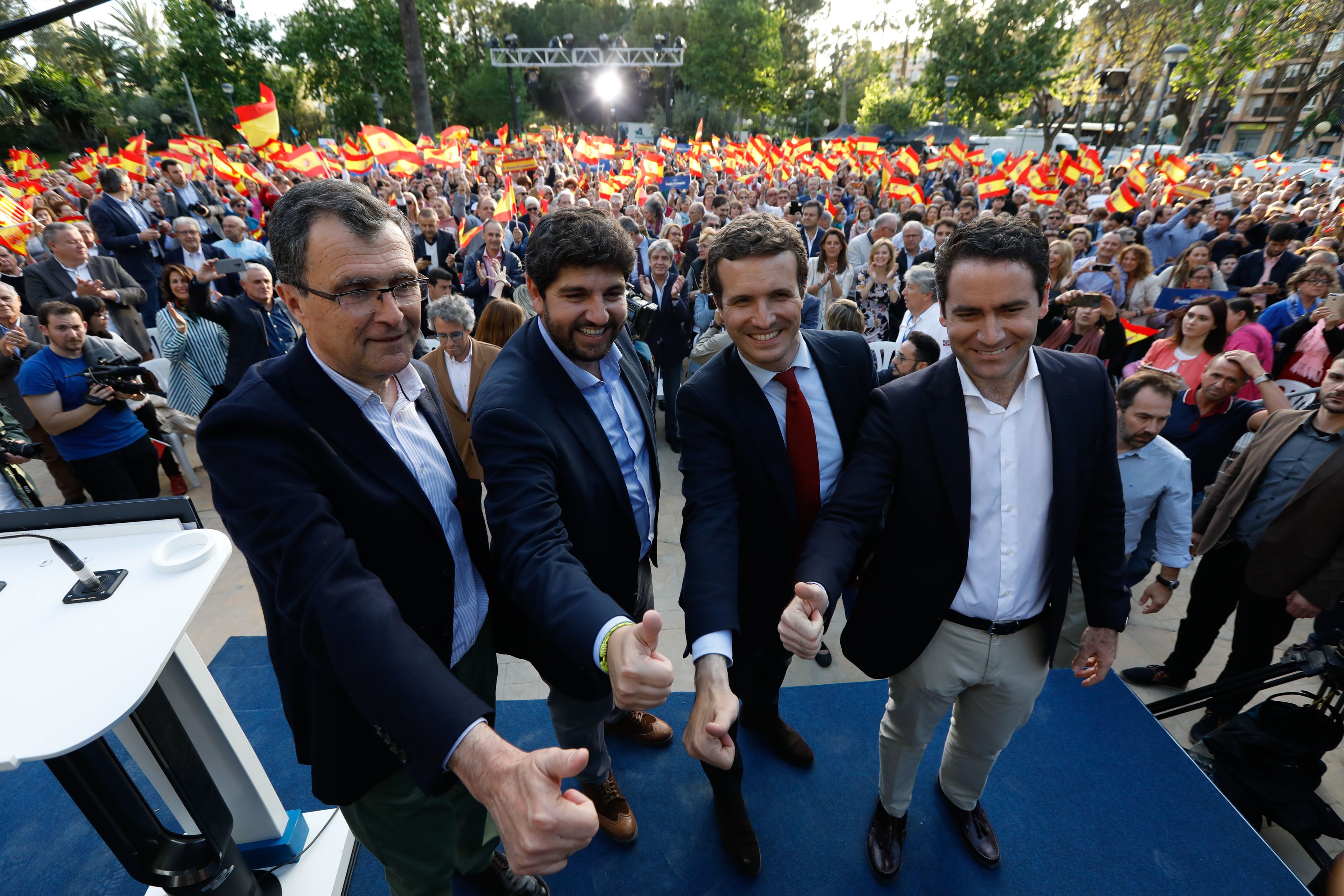 El PP llega a un acuerdo con diputados de Ciudadanos en Murcia para que la moción fracase