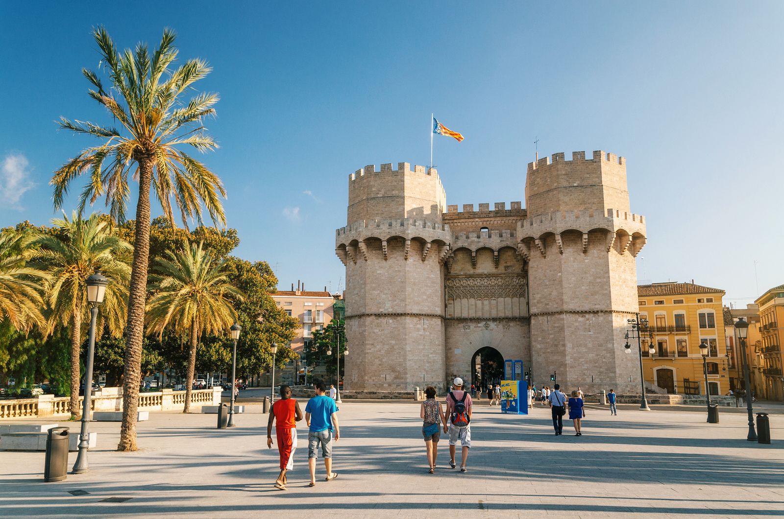 ¿Conoces el Barrio del Carmen en Valencia? (Big stock)