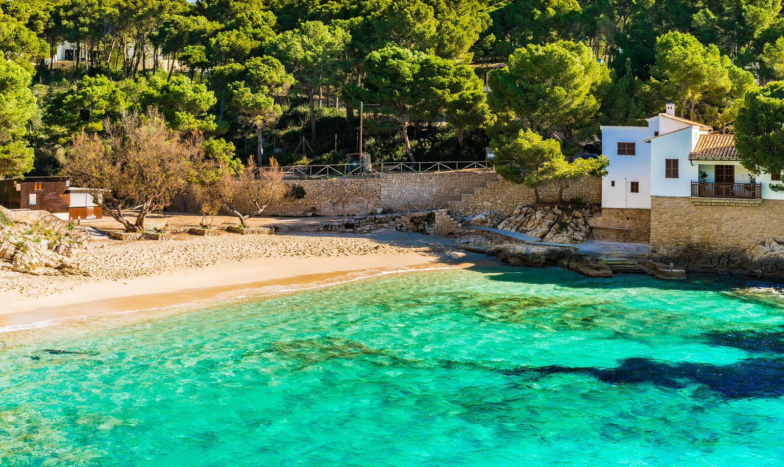 Las 10 calas imprescindibles en la Comunidad Valenciana