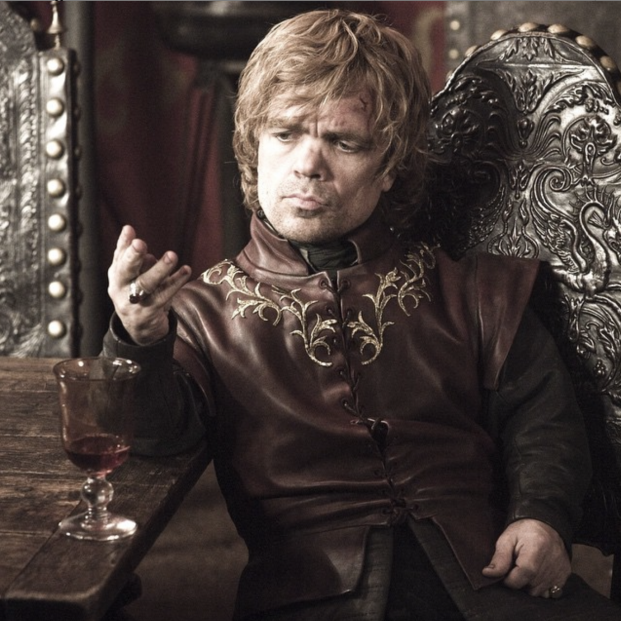 Peter Dinklage como Tyrion Lannister en la primera temporada de Juego de Tronos (2011)