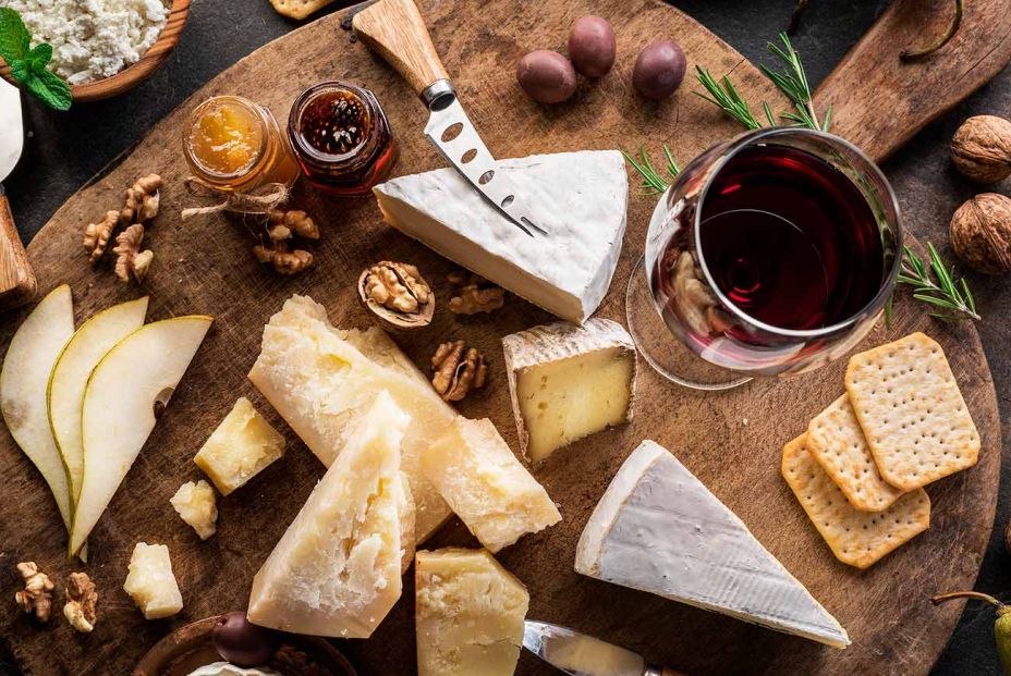 Cómo preparar una tabla de quesos perfecta: 10 trucos infalibles 