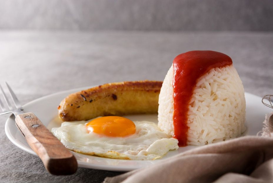 bigstock Arroz A La Cubana Typical Cuba 350813168