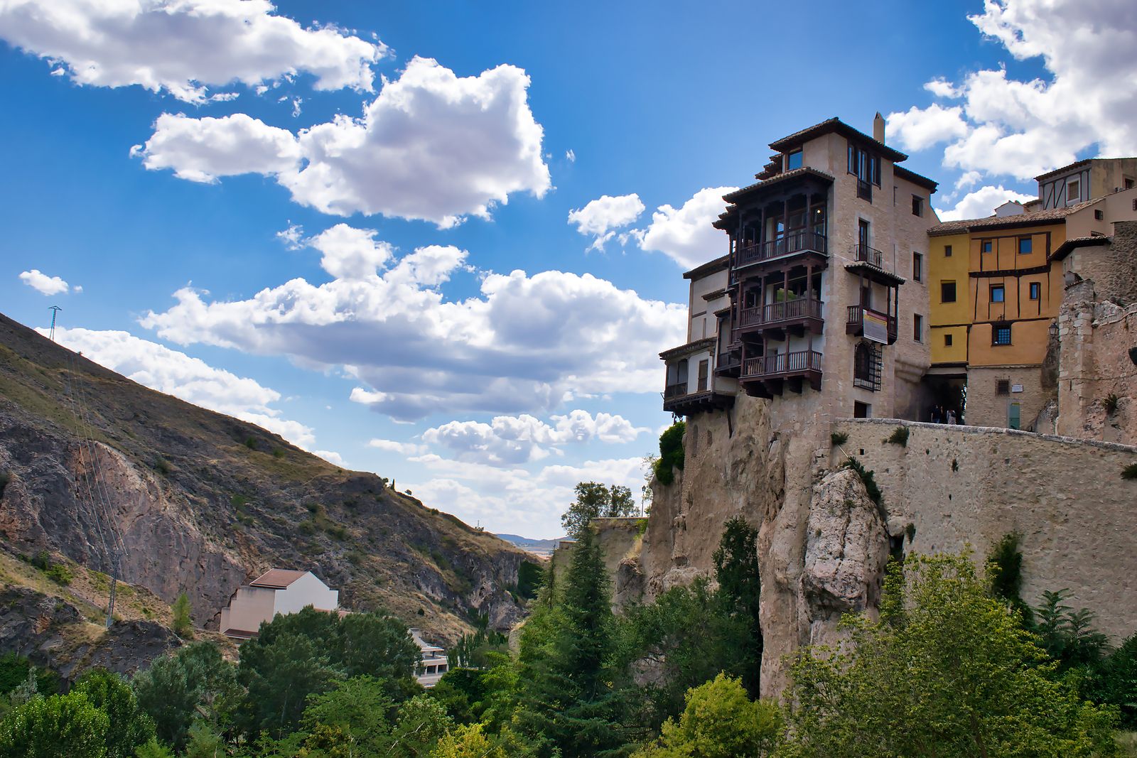 Cuenca: tesoros que merece la pena visitar más allá de las Casas Colgadas Foto: bigstock