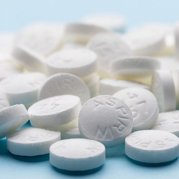Si tienes caspa es que no conoces estos remedios naturales para evitarla Si tienes caspa es que no conoces estos remedios naturales para evitarla