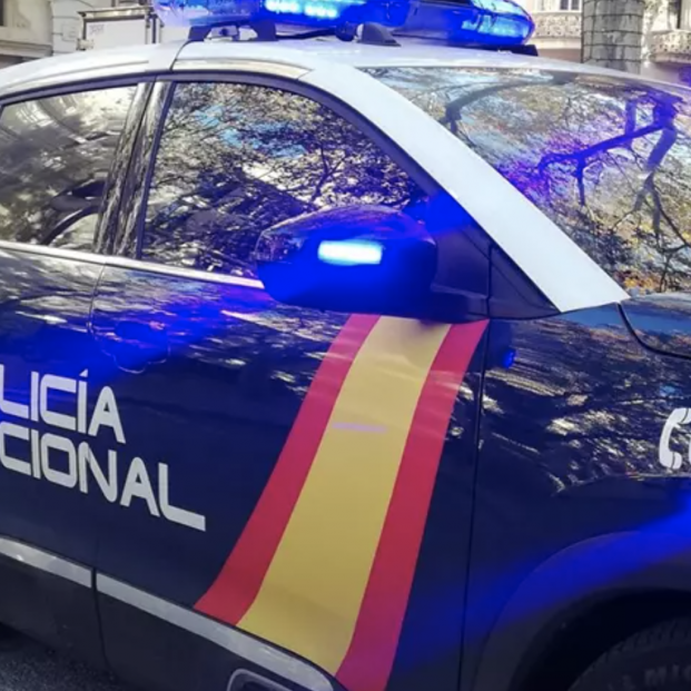 Policía