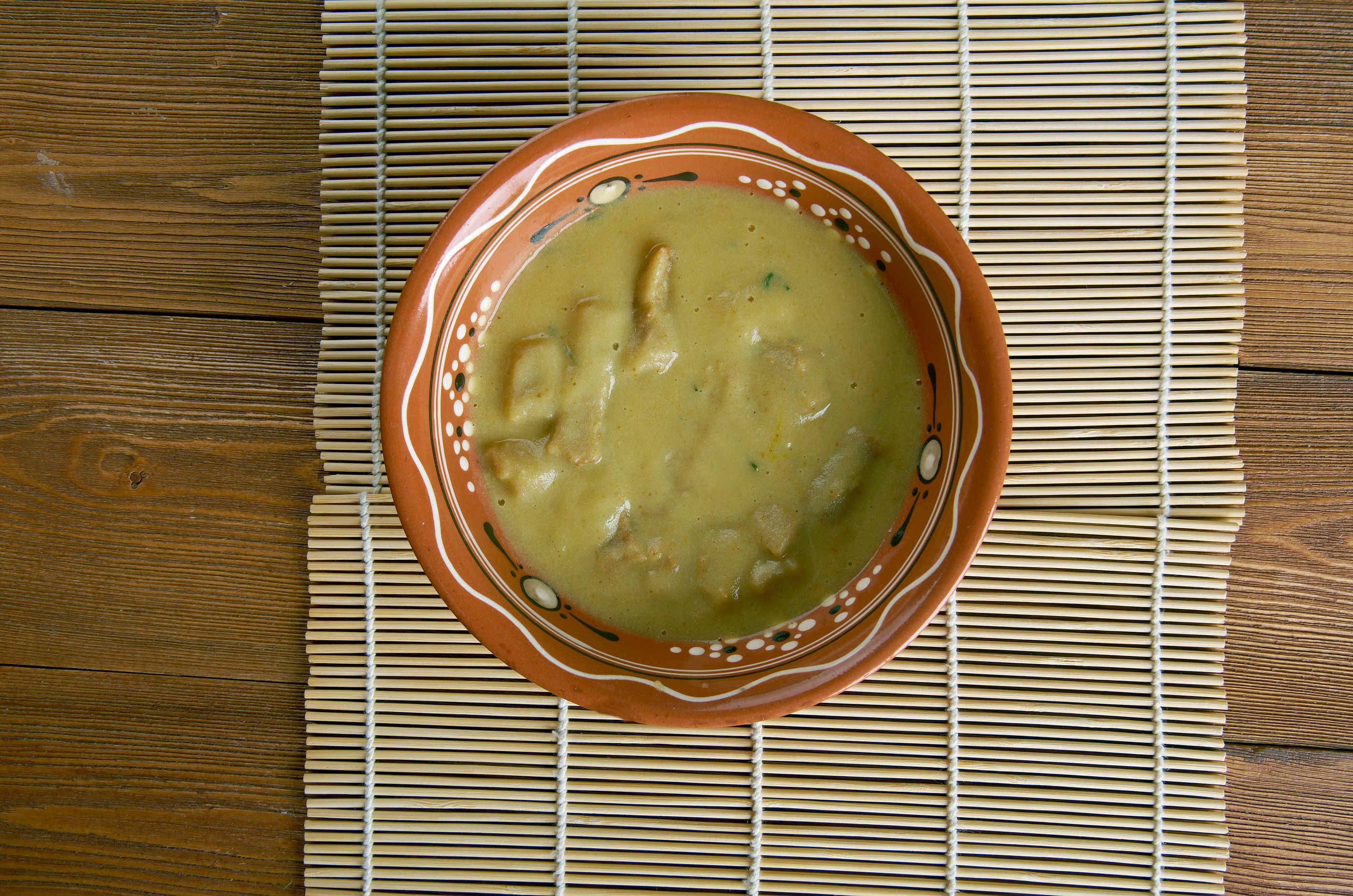 Así se engañaba al hambre en la posguerra: platos ingeniosos para sobrevivir. (Foto: Gachas. Bigstock)