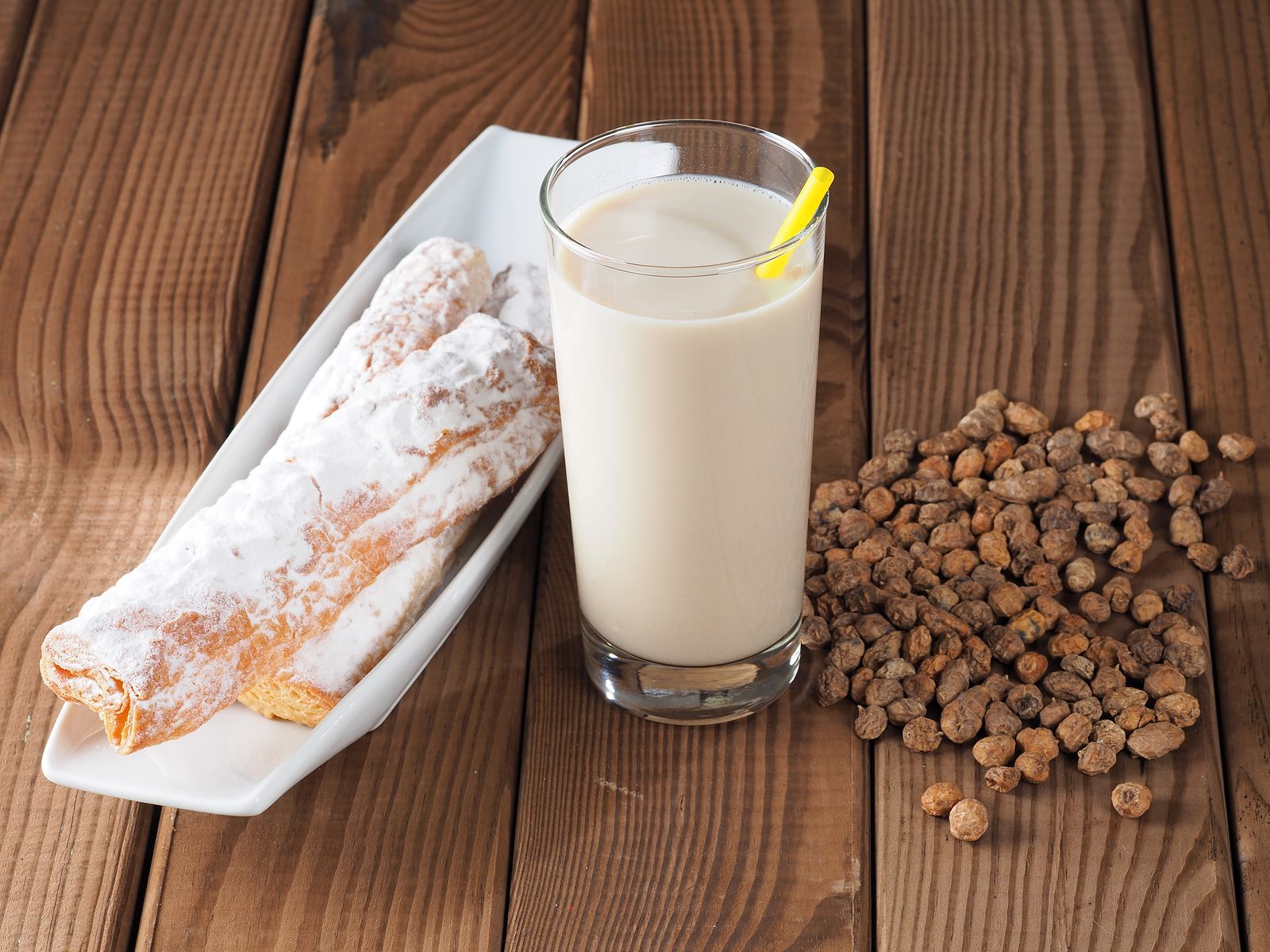 Horchata Valencia (Bigstock)