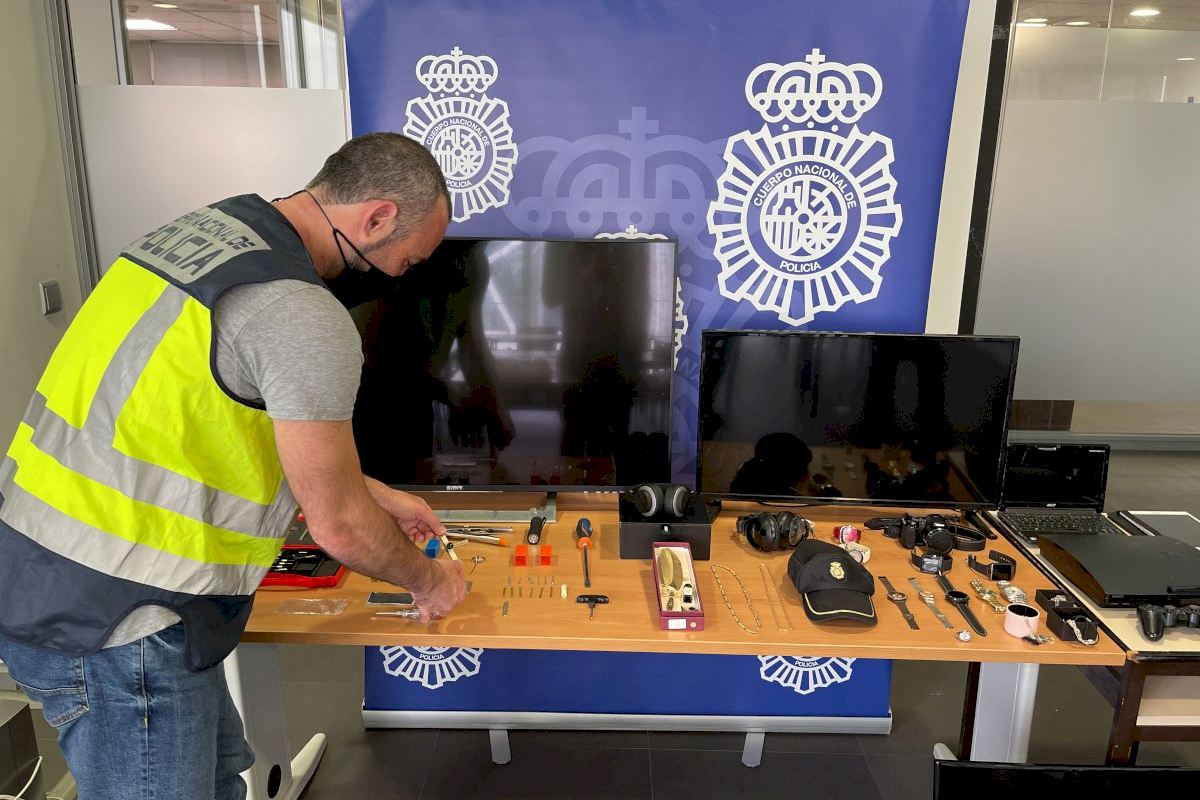 La Policía alerta: crecen los robos en viviendas con el método 'impresioning'