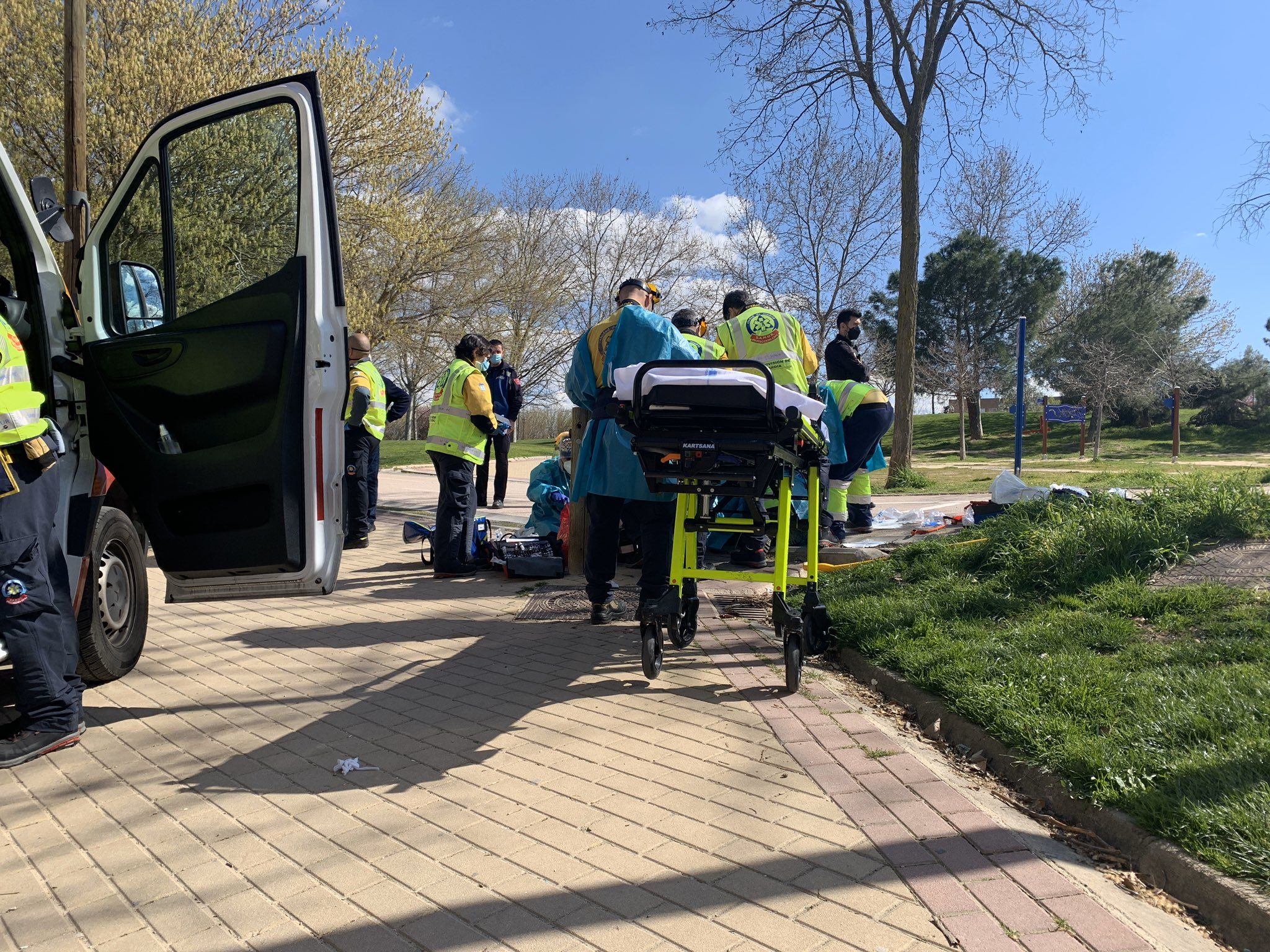 El retrato robot del patinador que atropelló a una mujer en Madrid y se dio a la fuga