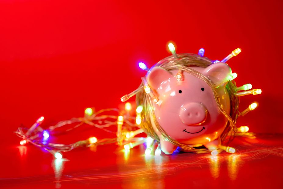 Tras la tregua de febrero, nuevo repunte en el precio de la luz: el recibo se encarece más de un 14% Tras la tregua de febrero, nuevo repunte en el precio de la luz: el recibo se encarece más de un 14%