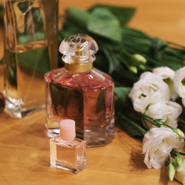 bigstock Dónde ponerse el perfume