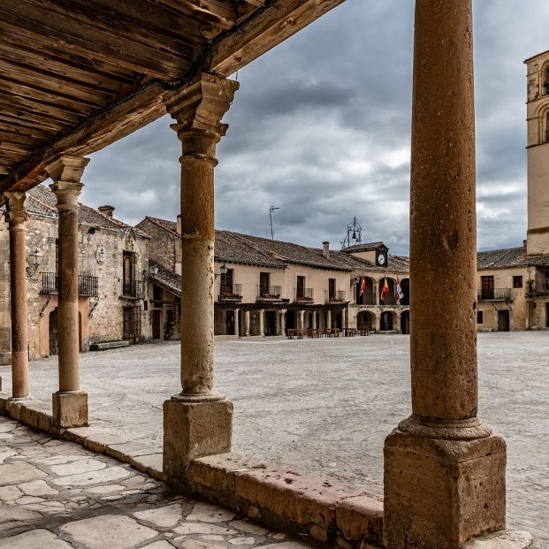 Los 5 pueblos más bonitos de Segovia. Pedraza foto: bigstock