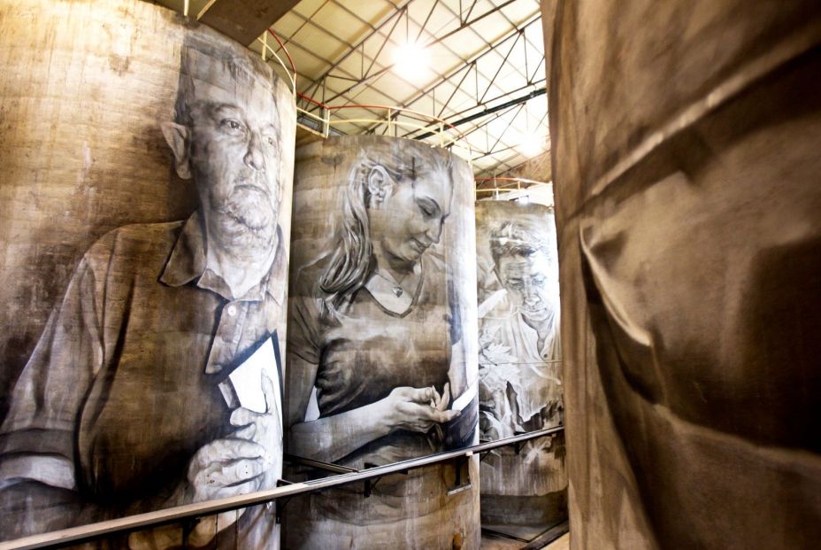 Solar de Samaniego Guido Van Helten