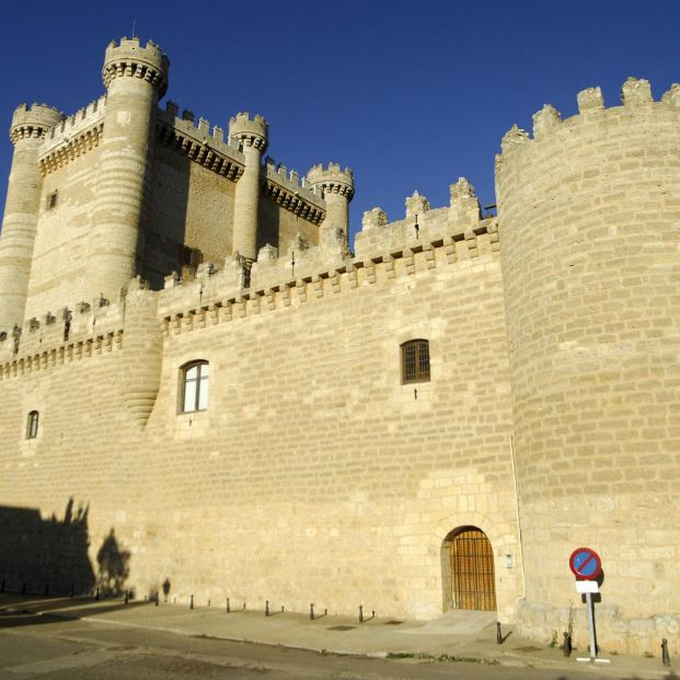 Ruta por los castillos de Valladolid Castillo Fuensaldaña Foto: provinciadevalladolid.com